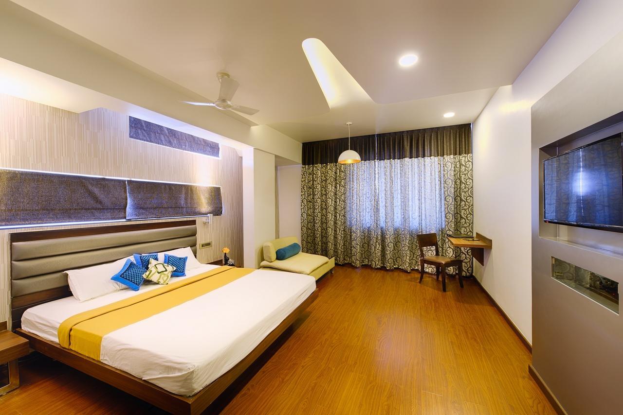Hotel Priyadarshini Pride Hospet Exteriér fotografie
